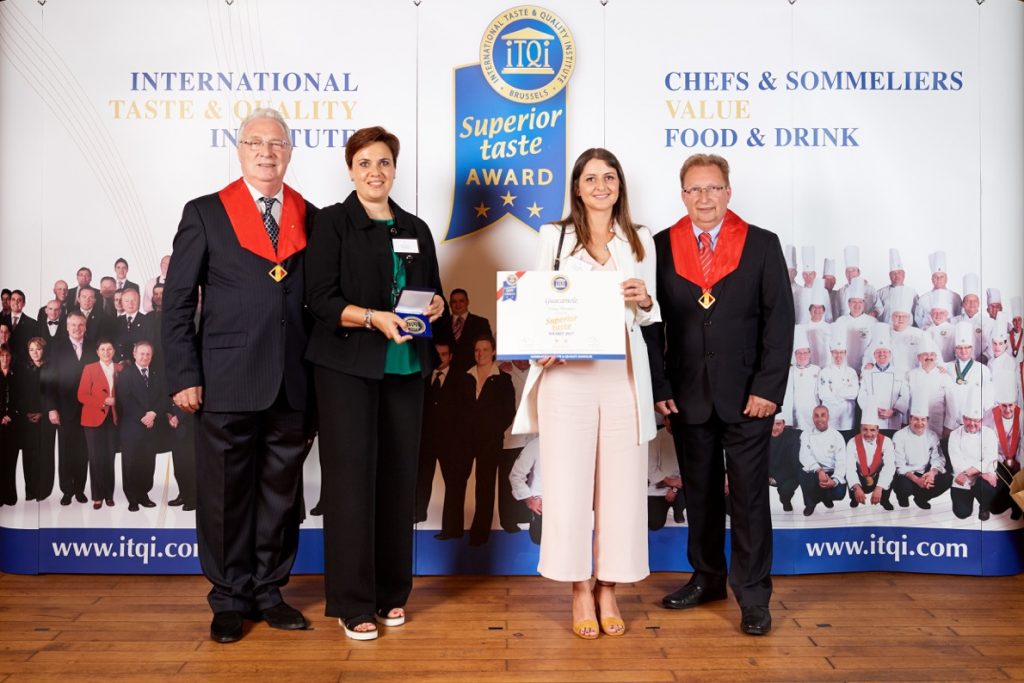 El guacamole de Montosa recibe el Superior Taste Award El guacamole de Montosa recibe el Superior Taste Award